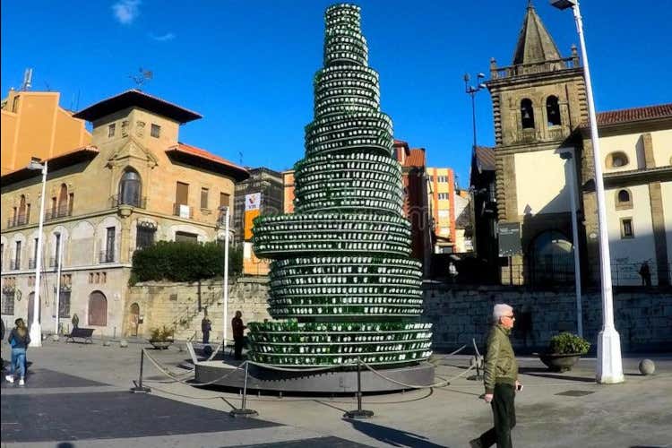 L'albero della sidra di Gjion Il sidro di mele della Val di Non ha conquistato il mondo