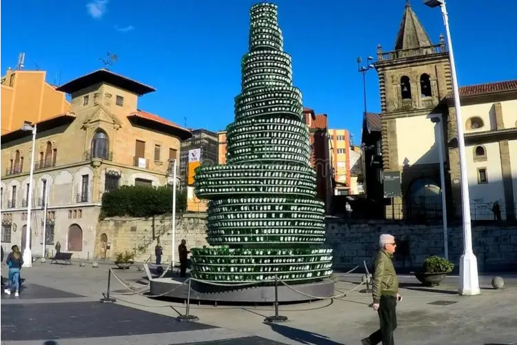 L'albero della sidra di Gjion Il sidro di mele della Val di Non ha conquistato il mondo