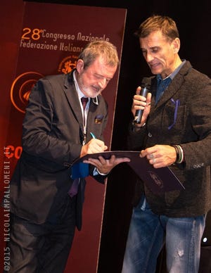 Alberto Lupini firma il manifesto