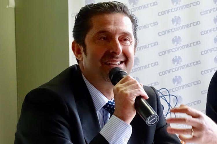 Aldo Cursano - Decreto, mazzata da 470 milioni  per bar, locali notturni e catering