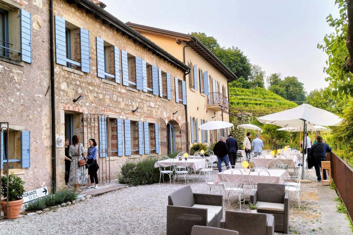 Guia e Crevada: i vigneti eroici di Gabe e l’enoturismo nel Valdobbiadene Docg Guia e Crevada: i vigneti eroici di Gabe e l’enoturismo nel Valdobbiadene Docg