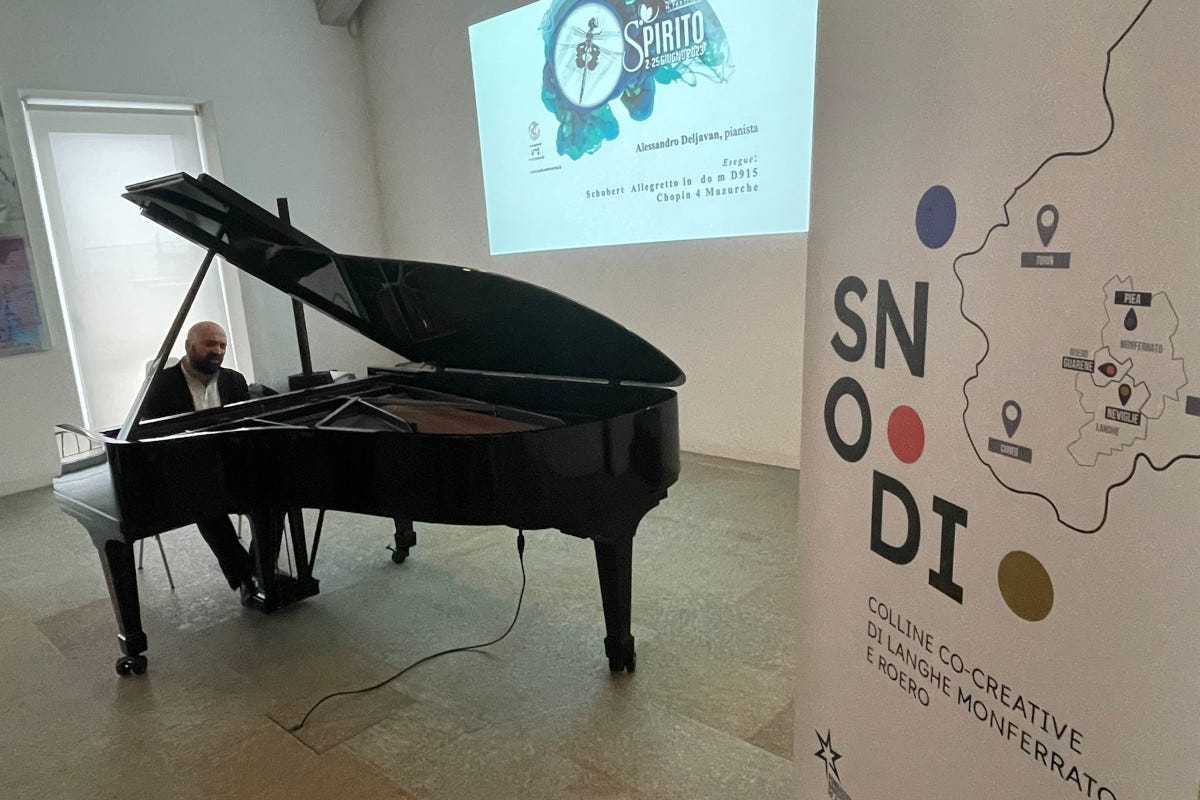 Il pianista Alessandro Deljavan era presente alla presentazione del festival Spirito Spirito la musica da camera che valorizza il territorio di Cuneo