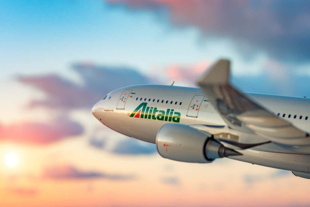 Alitalia per l'Ue il prestito da 400 milioni di euro &egrave; un aiuto di Stato illegale