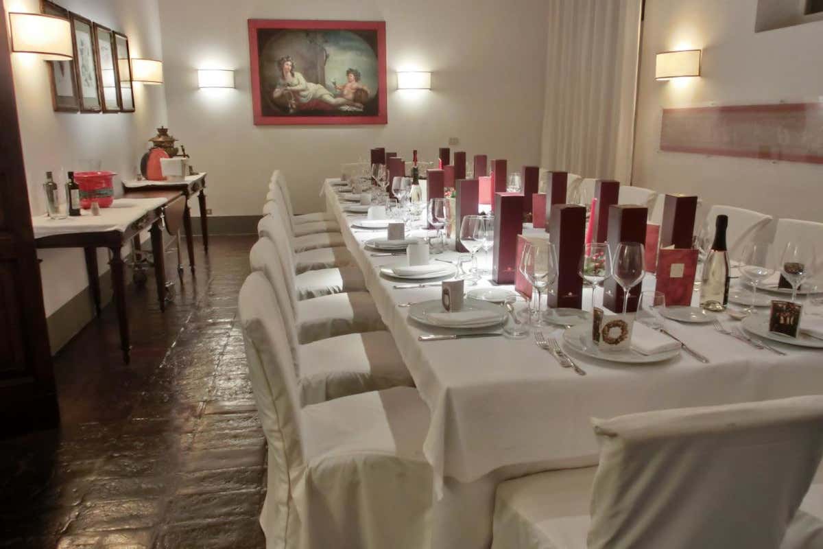 L'allestimento della tavola all‘interno de Le Tre Vaselle Resort e Spa Un Capodanno da sogno a Le Tre Vaselle Resort