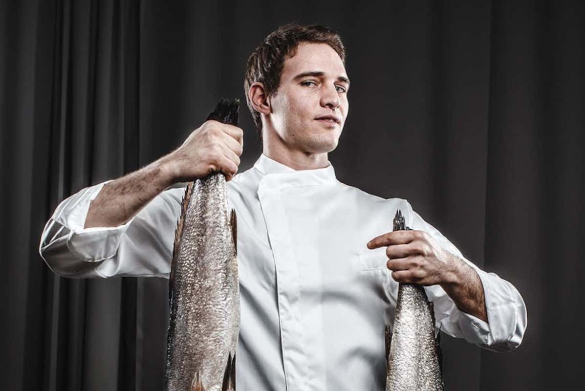 Antonio Scarello Fano, al ristorante AlMare via alle verticali di pesce Antonio Scarello Fano, al ristorante AlMare via alle verticali di pesce