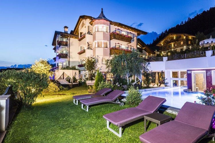 (Alpin Garden Resort di Ortisei Come essere a casa propria)