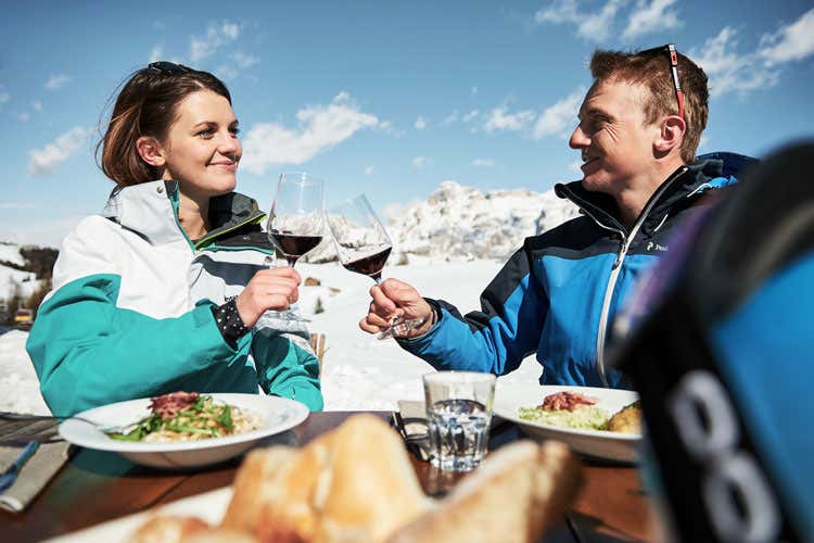 (Sci di primavera in Alta Badia Sulle piste tanti eventi enogastronomici) (Sci di primavera in Alta Badia Sulle piste tanti eventi enogastronomici)