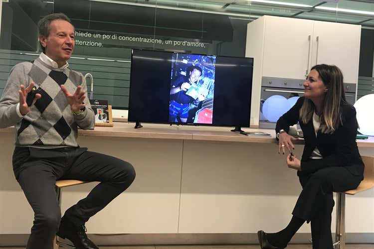 Maurizio Cheli e Alessandra Cattaneo (Alta gastronomia in poco spaziocon l'innovativo Bimby TM6)