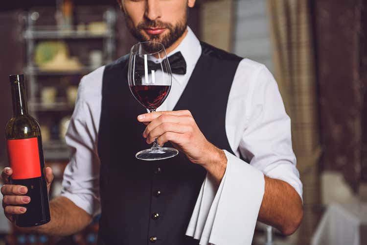 L'alta ristorazione sceglie vino autoctono Le sue etichette compongono metà carta L'alta ristorazione sceglie vino autoctono Le sue etichette compongono metà carta