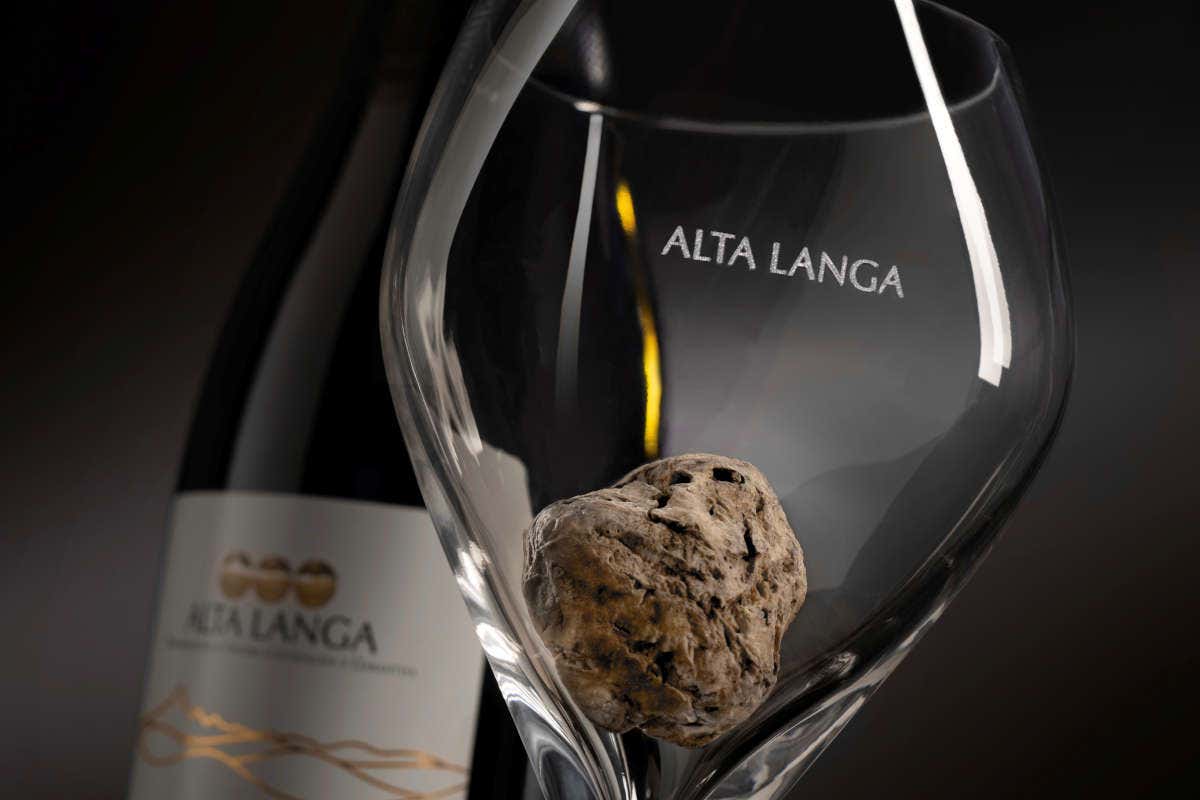 Alta Langa Docg, denominazione gioiello delle bollicine italiane