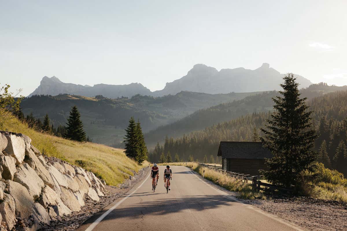In bicicletta sulle strade dell'Alta Badia (foto Alex Moling) Alta Badia paradiso per chi vuole pedalare