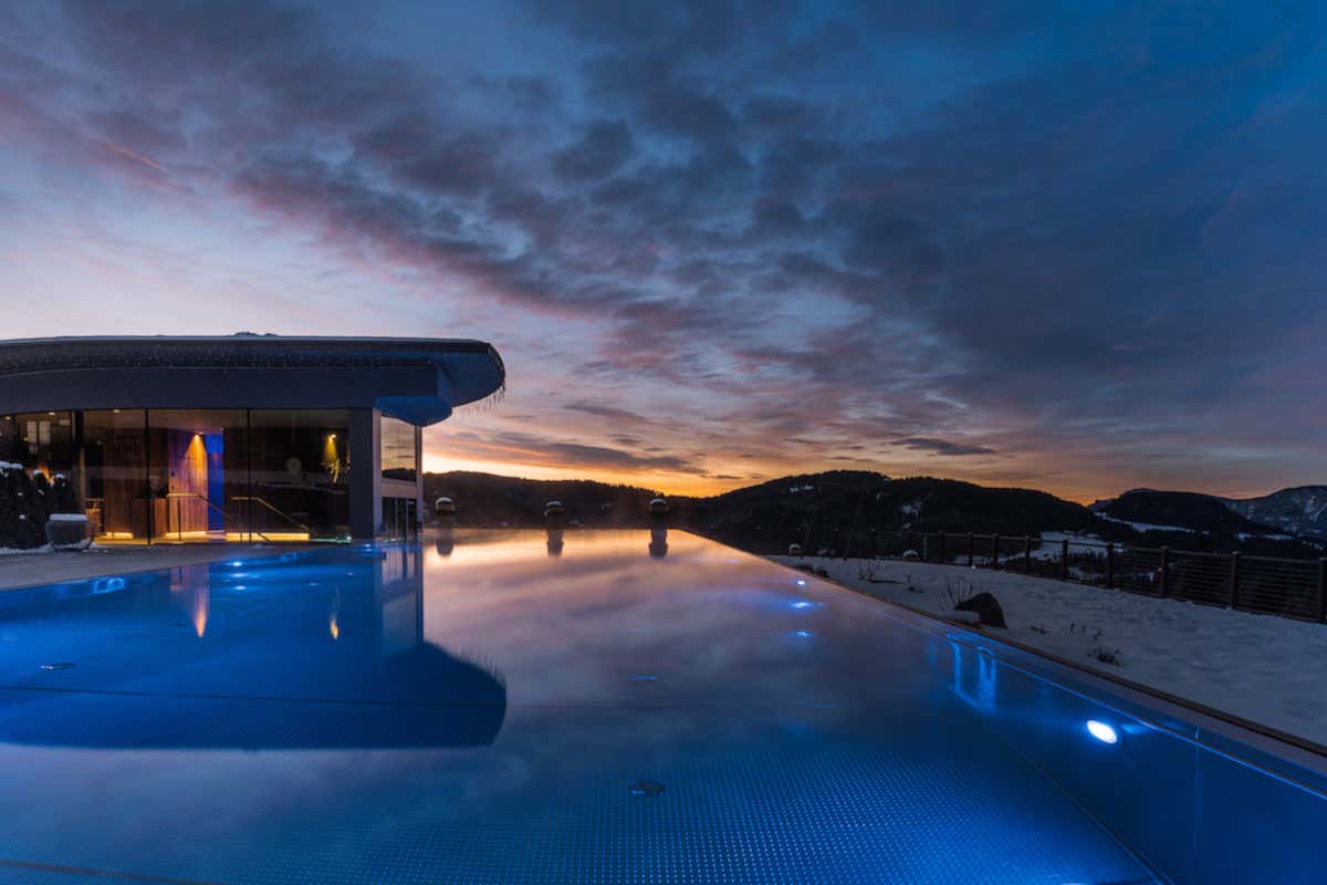 Albe e tramonti d'autunno sui monti: ecco gli 8 hotel più instagrammabili