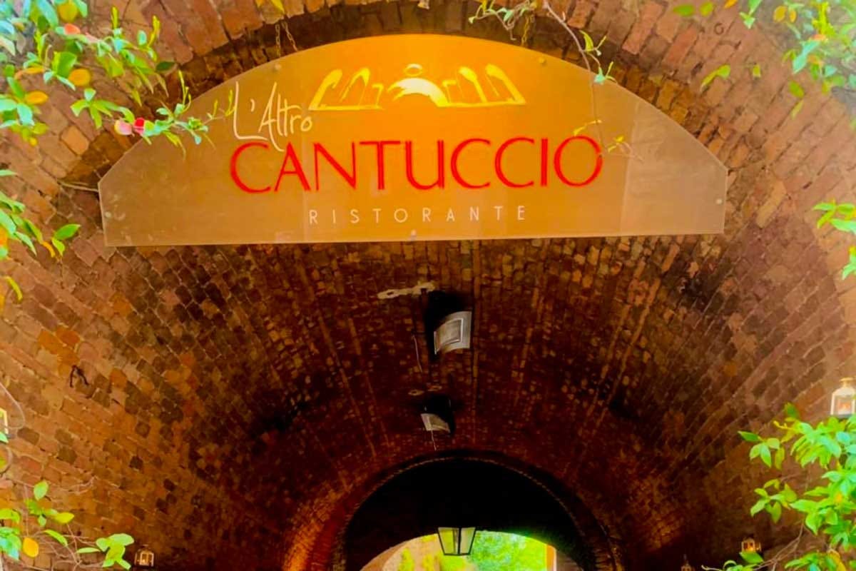L'entrata dell'Altro Cantuccio L'Altro Cantuccio rinnova il menu con un piatto signature che sa di Toscana
