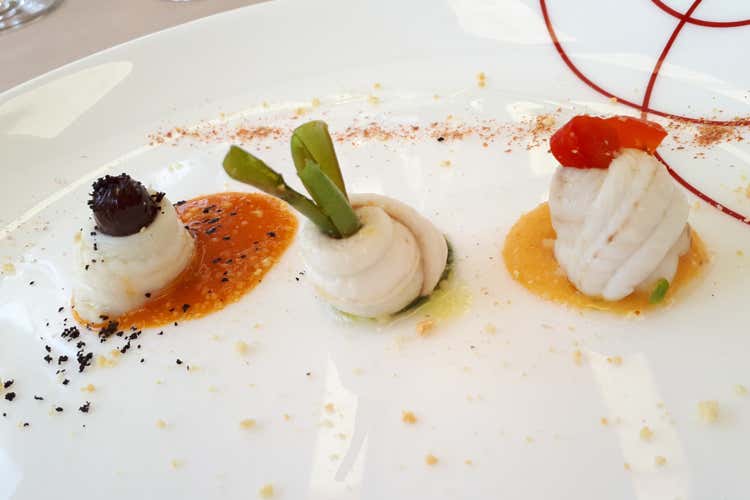 Turbante di Sogliola in tre Salse Tre (Amaranto&rsquo;s apre il Giardino per rinfrescare le sere d&rsquo;estate)