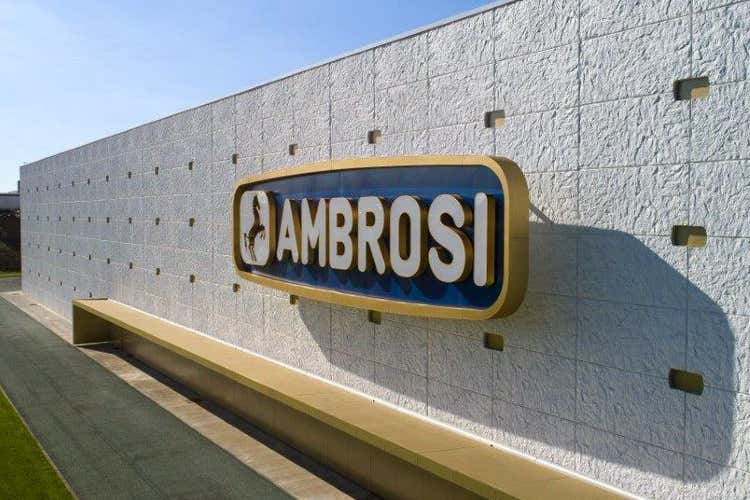 È ufficiale: Lactalis ha comprato il gruppo Ambrosi È ufficiale: Lactalis ha comprato il gruppo Ambrosi