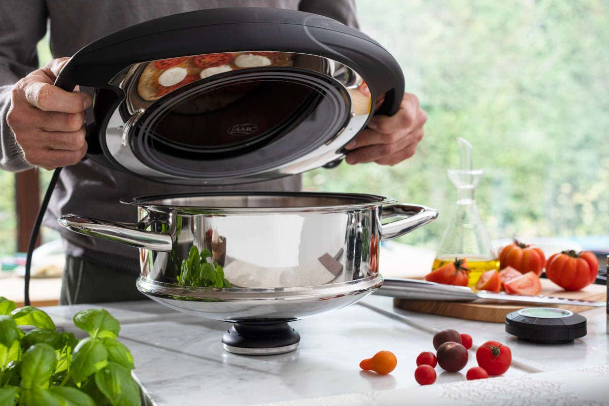 Meno consumi di energia in cucina grazie sistema di cottura AMC Premium