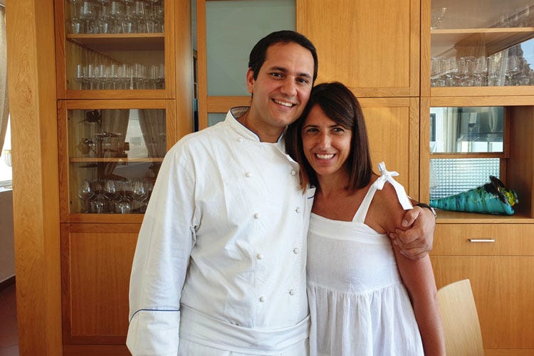 Gennaro Amitrano e Marianna Vertecchi - Amitrano sbarca a Capri e dedica un menu agli under 40