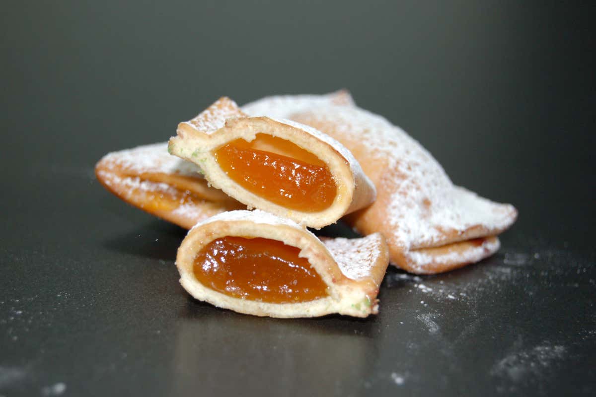 Dalle chiacchiere ai coriandoli di Arlecchino: ecco i dolci di Carnevale di Ampi