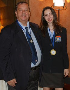 Gianni Chiodetto e la vincitrice Camilla Guiggi