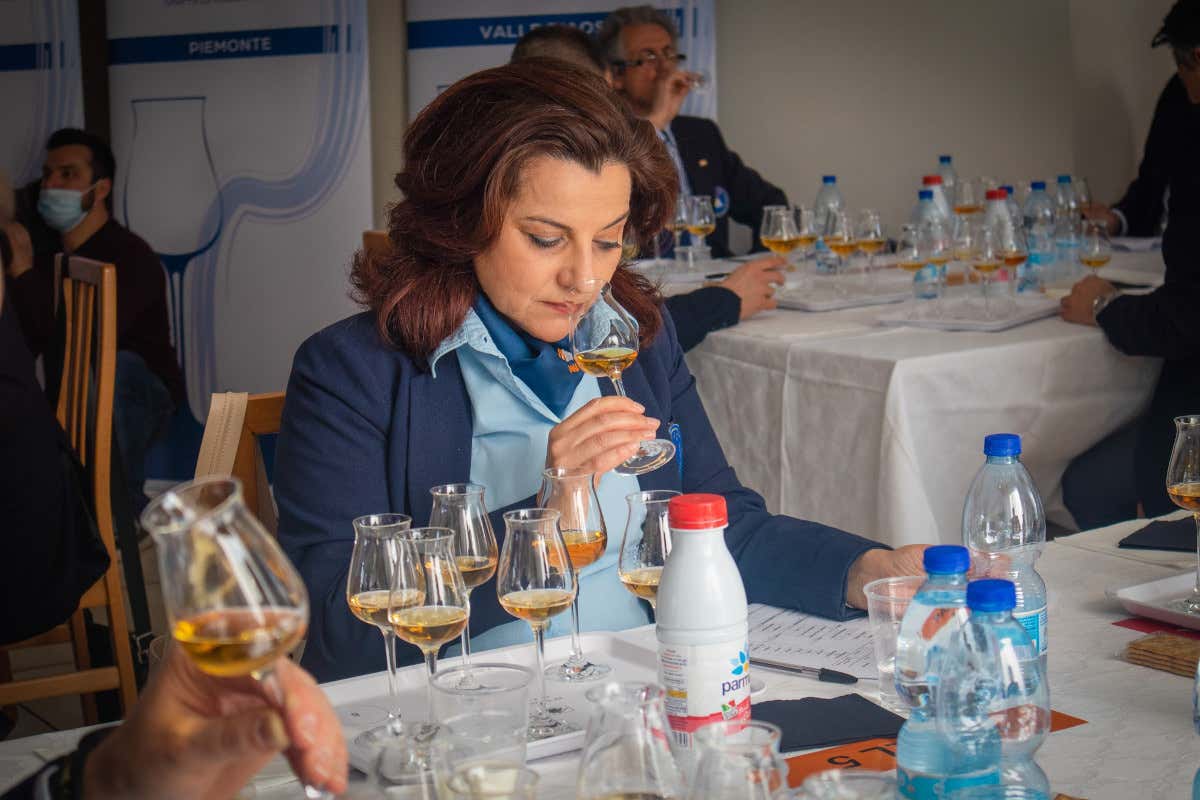 Due giorni con Anag a Livorno (foto Valeria Sorrenti) “Spirito Toscano”: a Livorno due giorni fra grappe, distillati e liquori Due giorni con Anag a Livorno (foto Valeria Sorrenti) “Spirito Toscano”: a Livorno due giorni fra grappe, distillati e liquori