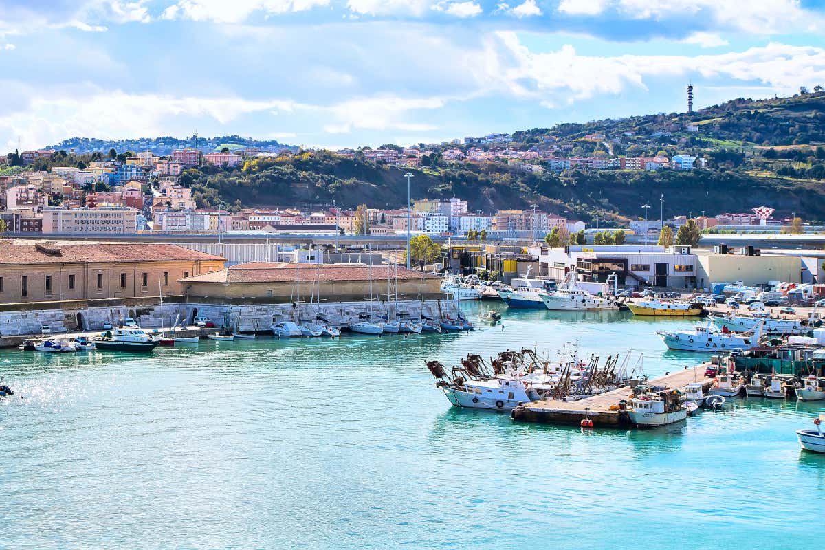 Posti barca scontati e promozioni: ecco le idee dei porti delle Marche