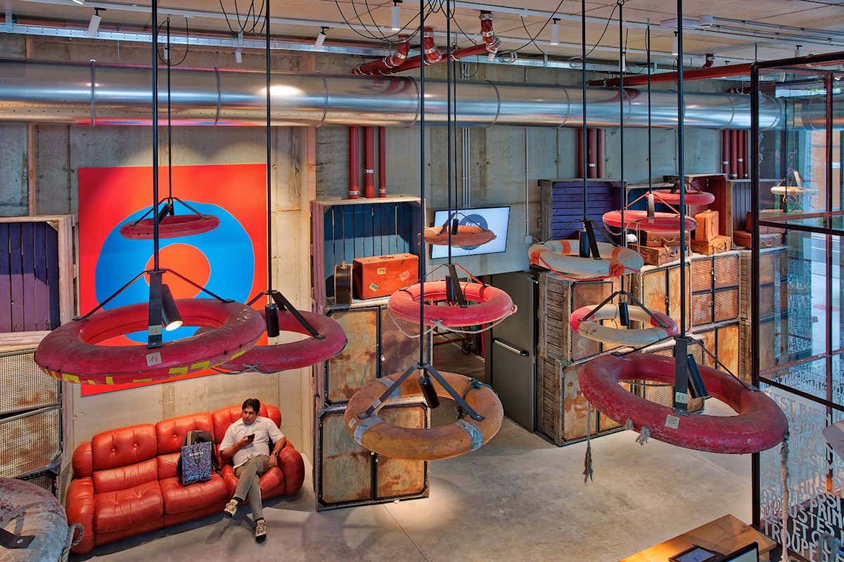 La lobby dell’Anda Venice Hostel