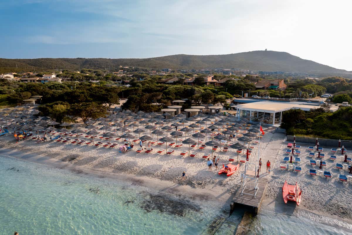Vista dall'alto sullo stabilimento balneare Il Gabbiano