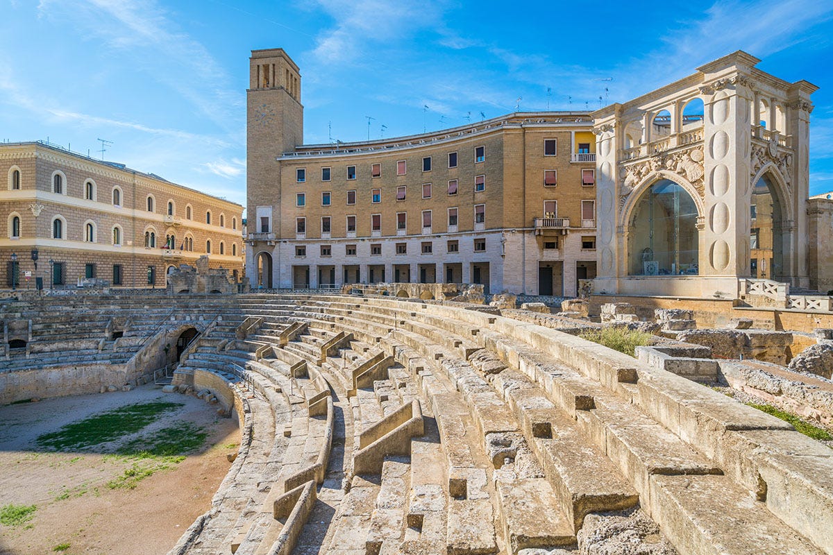Anfiteatro Romano Lecce la barocca, cosa vedere e mangiare nella capitale del Salento