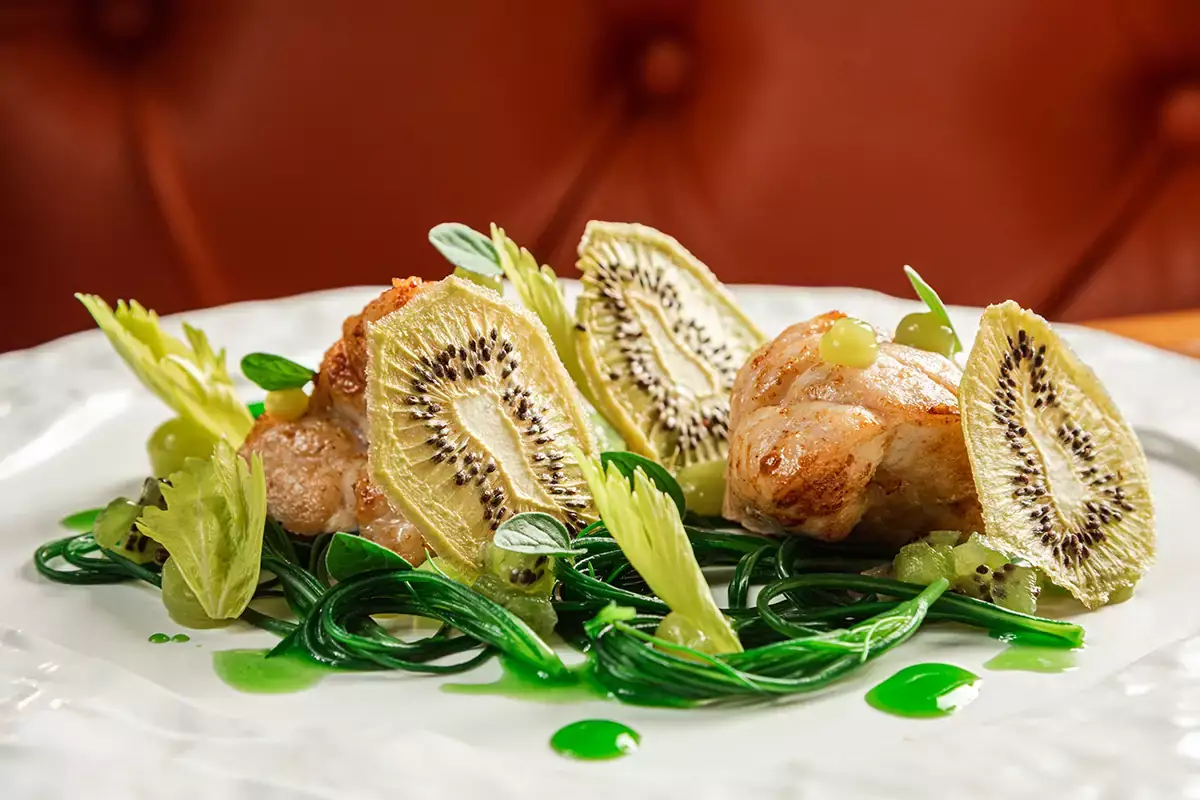 Animella, agretti e un seducente impatto cromatico Giulia Restaurant: con Alessandro Borgo armonia di sapori ed emozioni forti