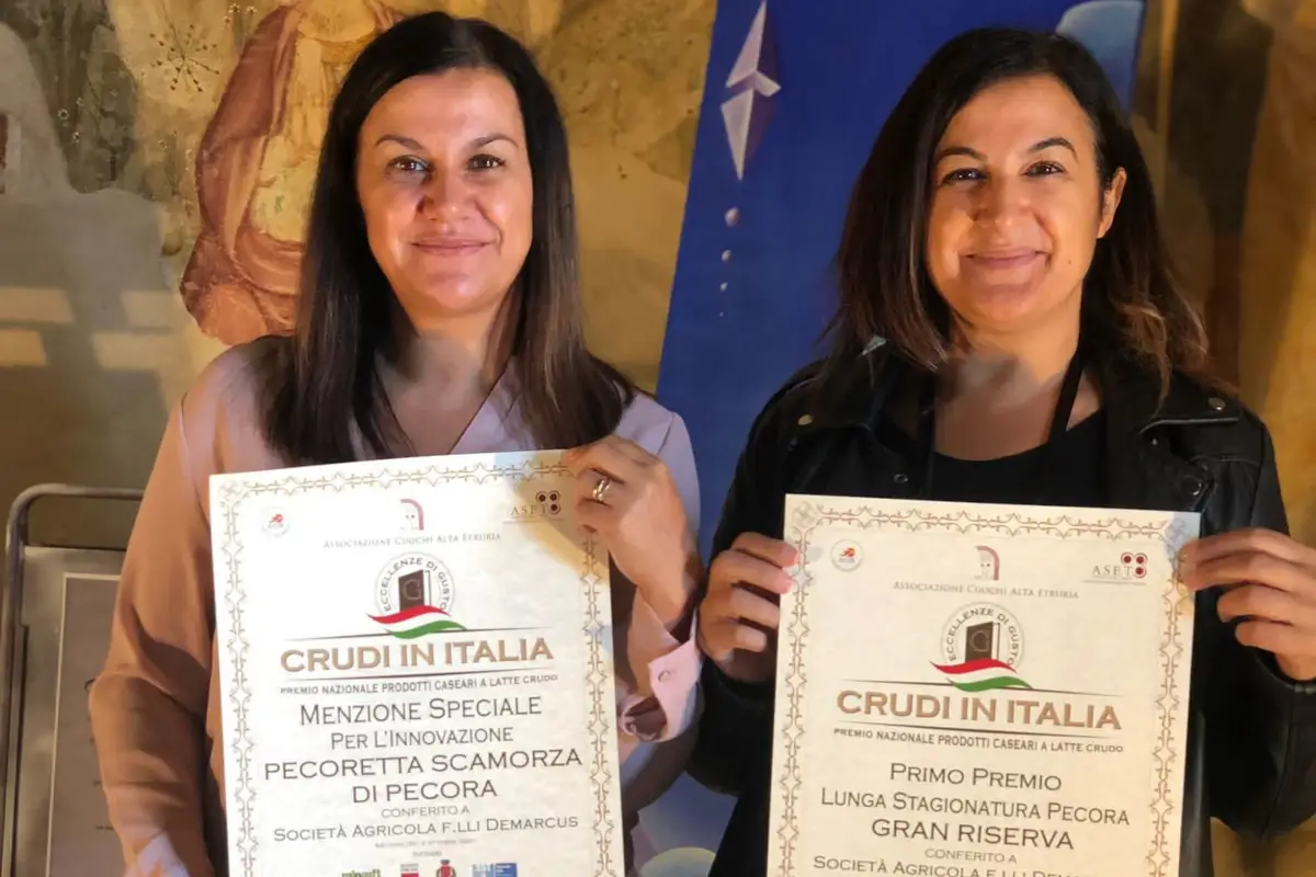Anna Lisa e Veronica&nbsp;Demarcus&nbsp;&nbsp;Caseifico&nbsp;Demarcus, una storia di famiglia e di formaggi di&nbsp;qualit&agrave;
