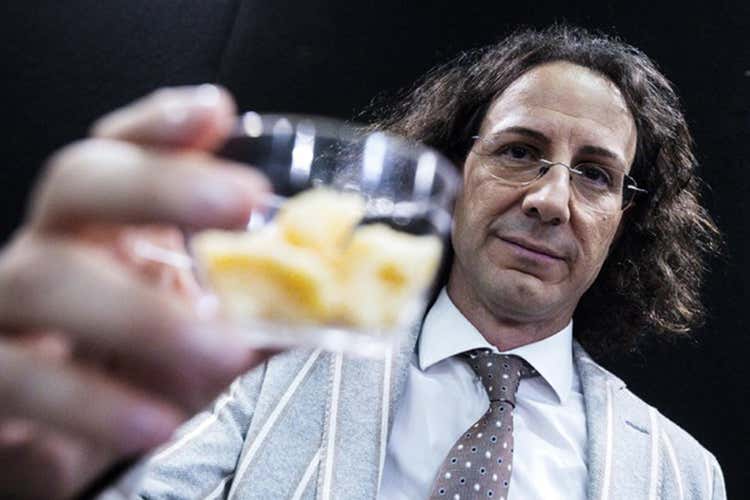 Adriano Panzironi (L’Antitrust multa Panzironi per spot sugli integratori irregolari) Adriano Panzironi (L’Antitrust multa Panzironi per spot sugli integratori irregolari)