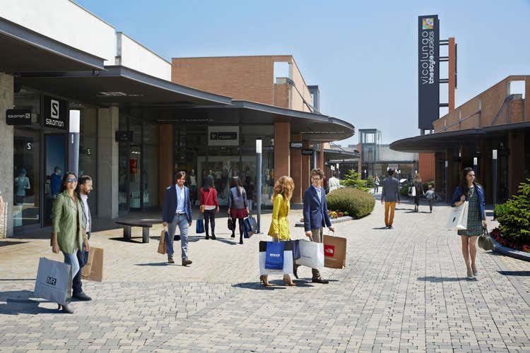 (Antonino, il Banco di Cannavacciuolo Un angolo gourmet a Vicolungo) (Antonino, il Banco di Cannavacciuolo Un angolo gourmet a Vicolungo)