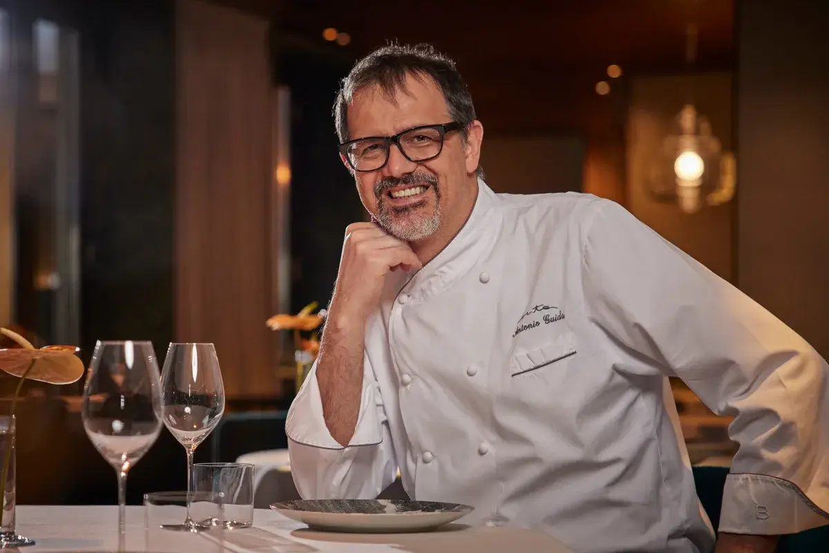 Lo chef Antonio Guida Mandarin Garden un menu e un nuovo cocktail per celebrare la primavera