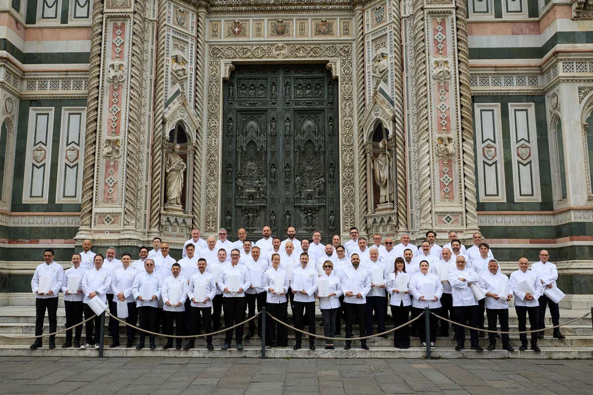 “Rinascimento del Gusto”, Luca Mannori è il Pasticcere dell’anno 2025
“Rinascimento del Gusto”, Luca Mannori è il Pasticcere dell’anno 2025