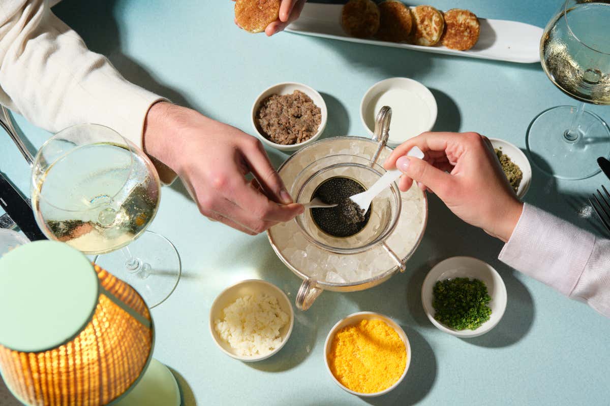 Aperitivo di lusso: come gli hotel reinventano il rituale più amato Aperitivo di lusso: come gli hotel reinventano il rituale più amato