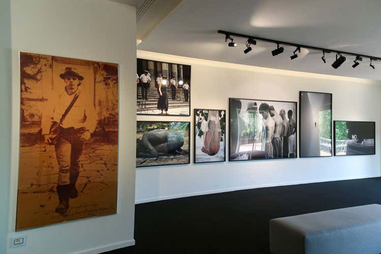 (Aperitivo e cena con panorama Tiziana Fausti apre la sua Terrazza)