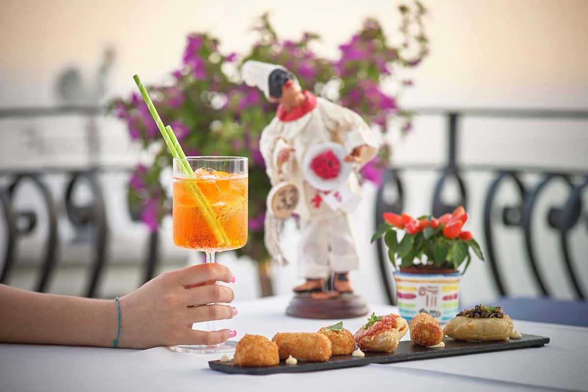 [[Baccofurore]], il fascino unico della Costiera Amalfitana