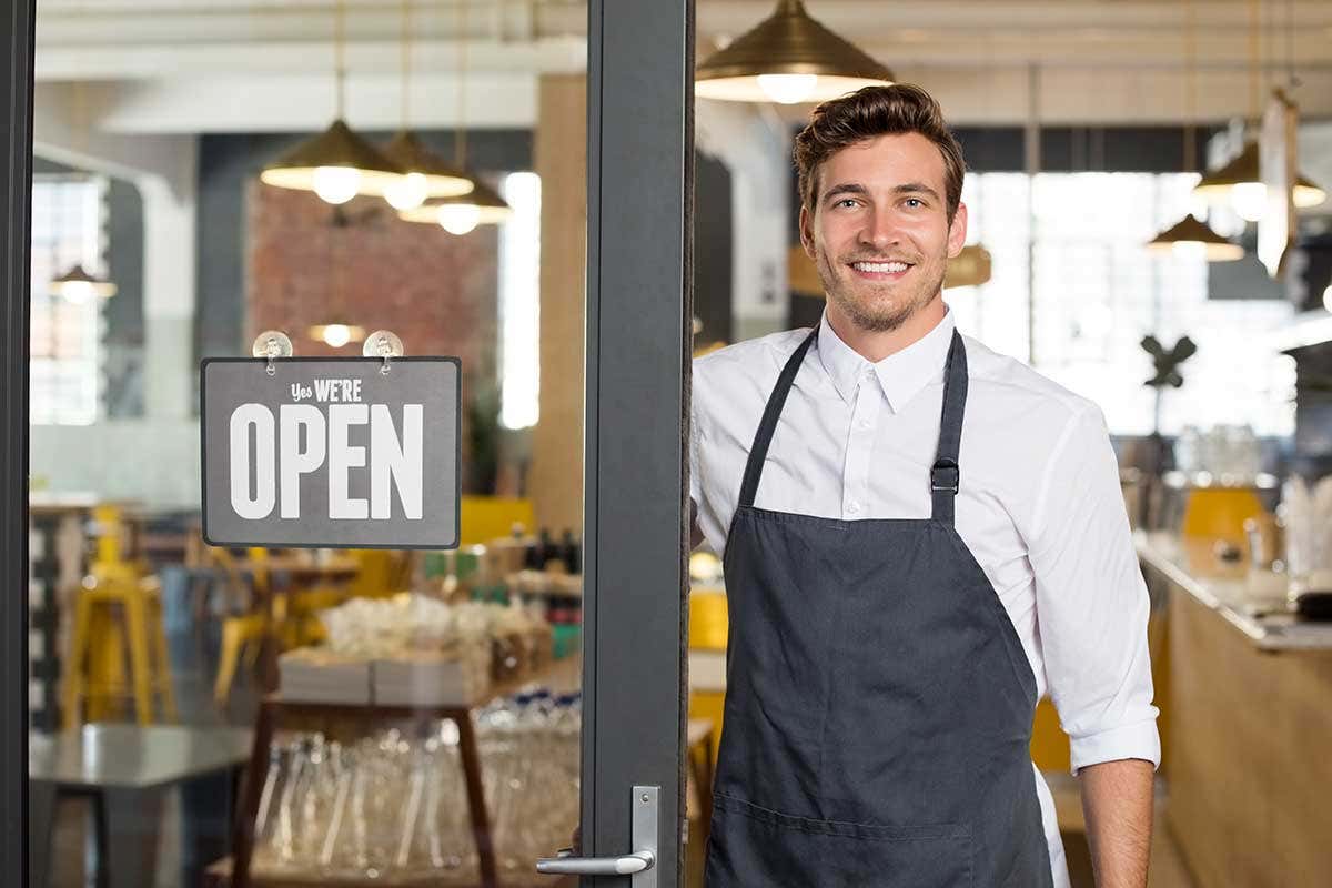 Il nuovo modello di ristorazione? Quello del locale quasi sempre aperto Il ristorante cambia identità: orari, posizione, offerta e lavoro di squadra per il successo Il nuovo modello di ristorazione? Quello del locale quasi sempre aperto Il ristorante cambia identità: orari, posizione, offerta e lavoro di squadra per il successo