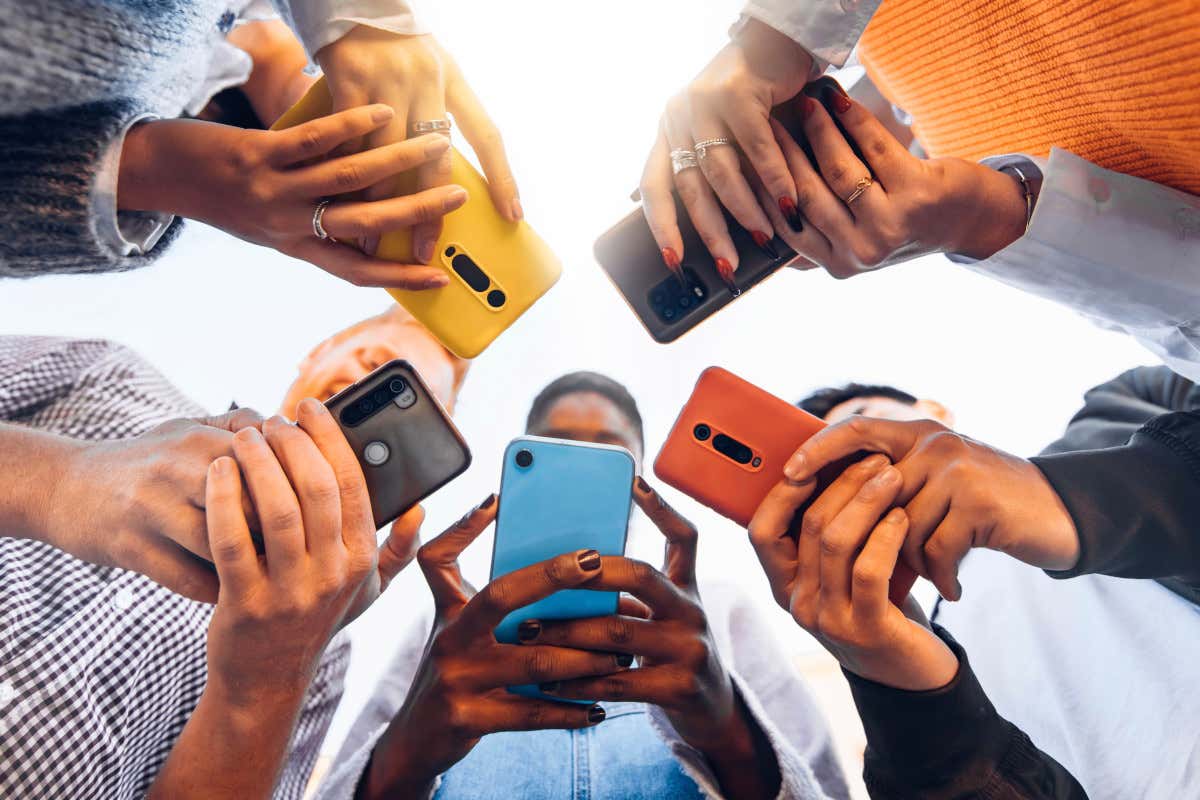 Giochi e smartphone: il futuro delle scommesse in movimento