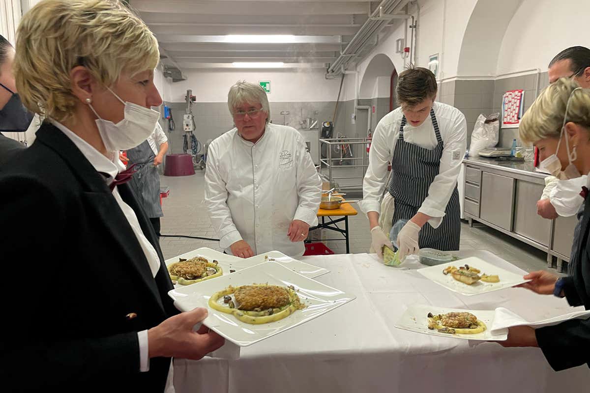 Medaglioni di vitello impanati con pane tirolese Hans Terzer svela Appius 2017, un vino completo e intrigante