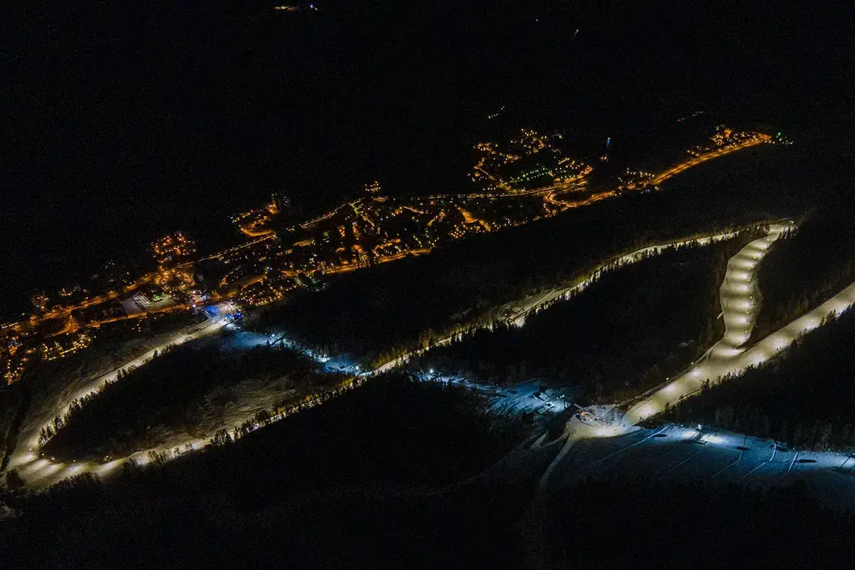 La pista illuminata 