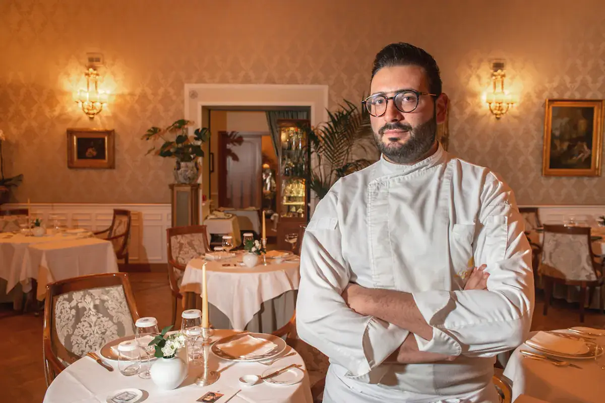 Guglielmo Araldi nuovo chef de I Carracci Passaggio di testimone al ristorante del Grand Hotel Majestic: tocca a Guglielmo Araldi