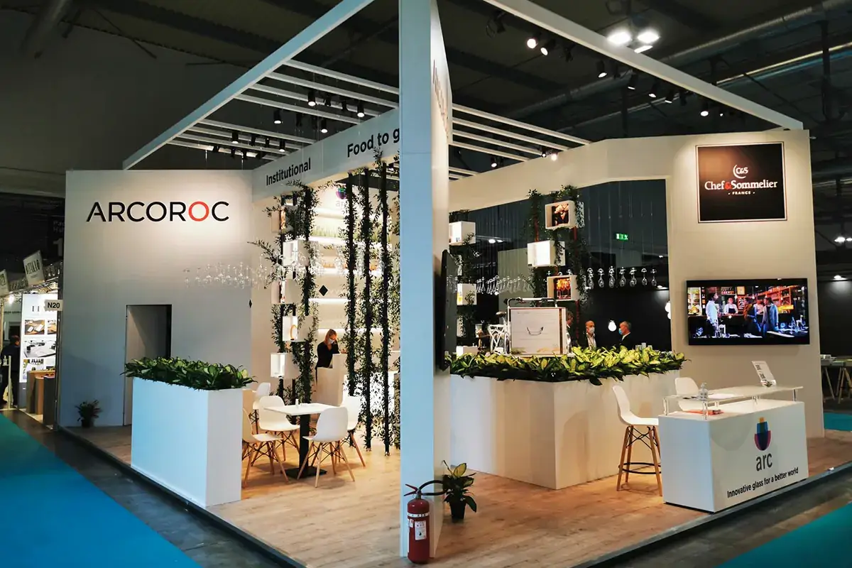 Lo stand Arcoroc a HostMilano 2021 Altro che sacchetti e scatole, per il food delivery c'&egrave; il vetro di Arcoroc
