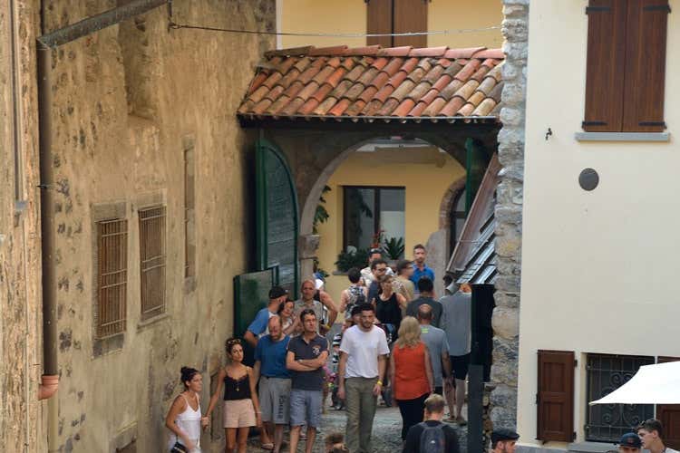 L'edizione di quest'anno si svolgerà il 3 e 4 agosto (Ardesio DiVino al 15° anno Golosità in arrivo in Valle Seriana) L'edizione di quest'anno si svolgerà il 3 e 4 agosto (Ardesio DiVino al 15° anno Golosità in arrivo in Valle Seriana)