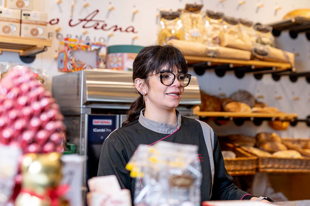 Sempre più giovani scelgono il pane artigianale in Sicilia: ecco il motivo Sempre più giovani scelgono il pane artigianale in Sicilia: ecco il motivo