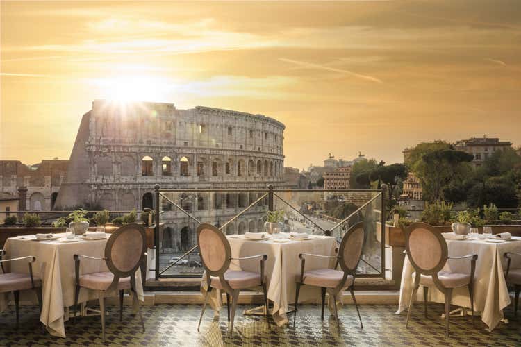La terrazza con vista sul Colosseo (Aroma, la cucina di Di Iorio si prepara all'autunno)