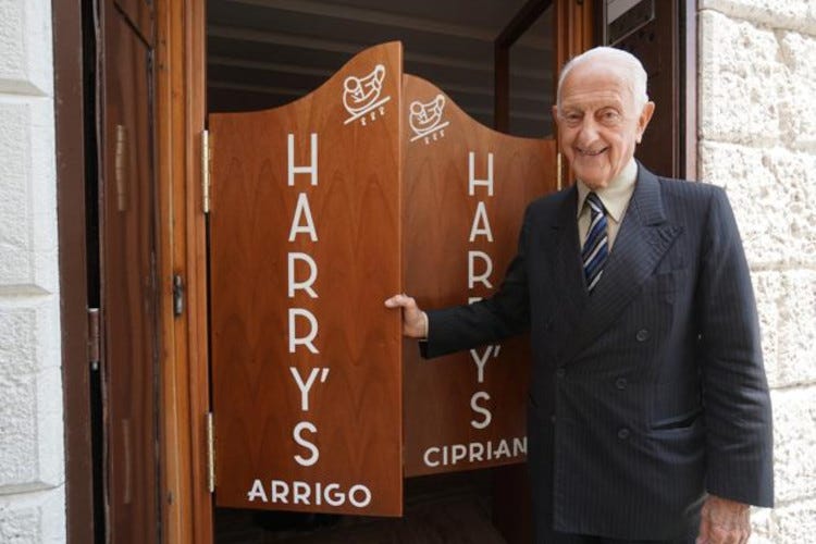 Cipriani all'Harry's Bar (foto Renato Vettorato) I 90 anni di Arrigo Cipriani del mitico Harry's Bar