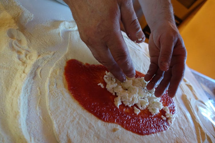 L'Arte dei pizzaiuoli napoletani, presentate le linee guida per il riconoscimento Unesco - L'Arte dei pizzaiuoli napoletani, valori e tradizione contro la crisi