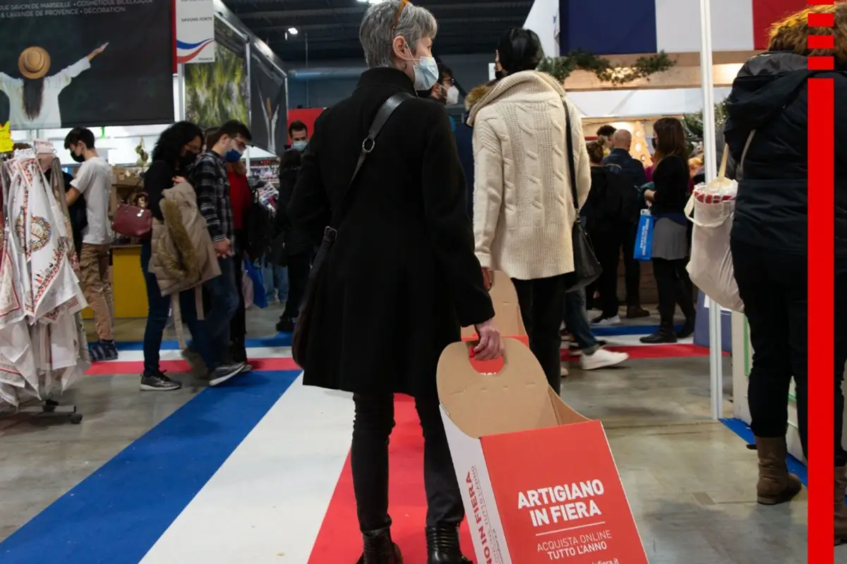 Artigiano in fiera chiude con 600mila visitatori in 9 giorni Successo per l&rsquo;Artigiano in fiera a Milano: 600mila visitatori in 9 giorni