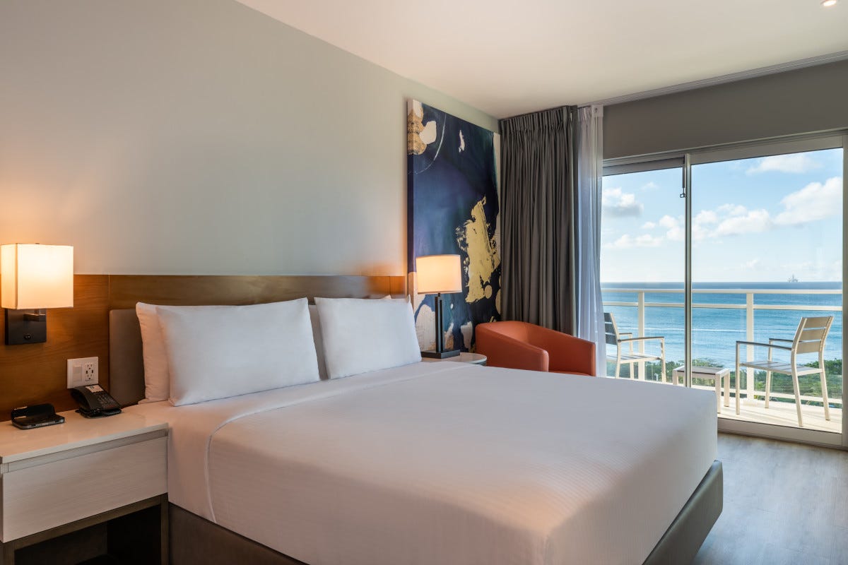 Embassy Suites di Hilton Aruba Resort - King Ocean L'Embassy Suites di Hilton apre le porte ad Aruba